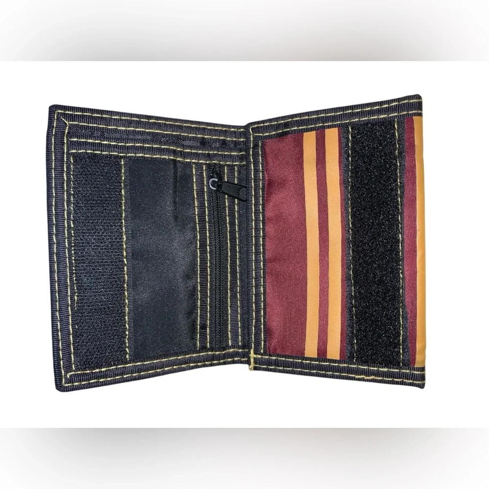 Harry Potter Hogwarts Crest Tri-Fold Wallet